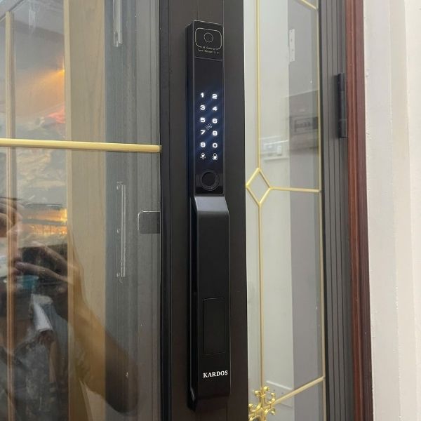 Khóa cửa vân tay Kardos SmartLock Z6 Pro Face ID 3D