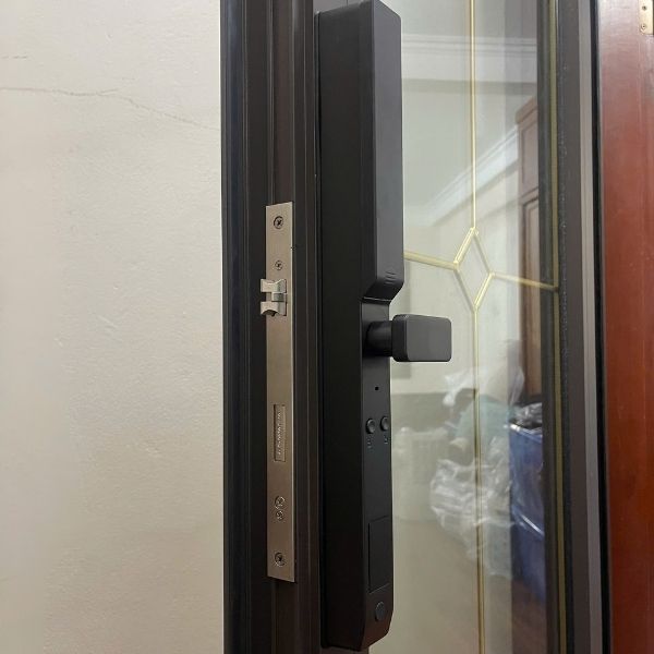 Khóa cửa vân tay Kardos SmartLock Z6 Pro Face ID 3D
